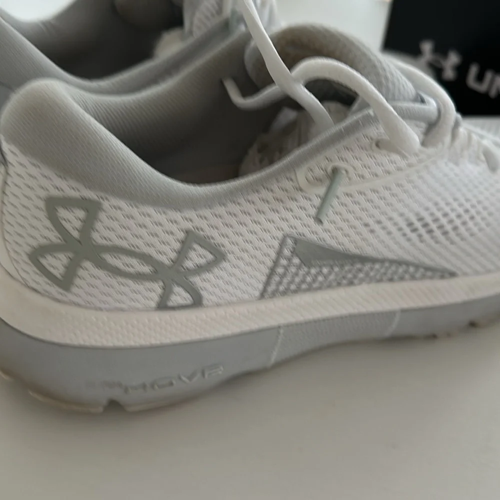 Under Armour men’s Infinite 5 tennis shoes size 11 - Picture 2 of 8